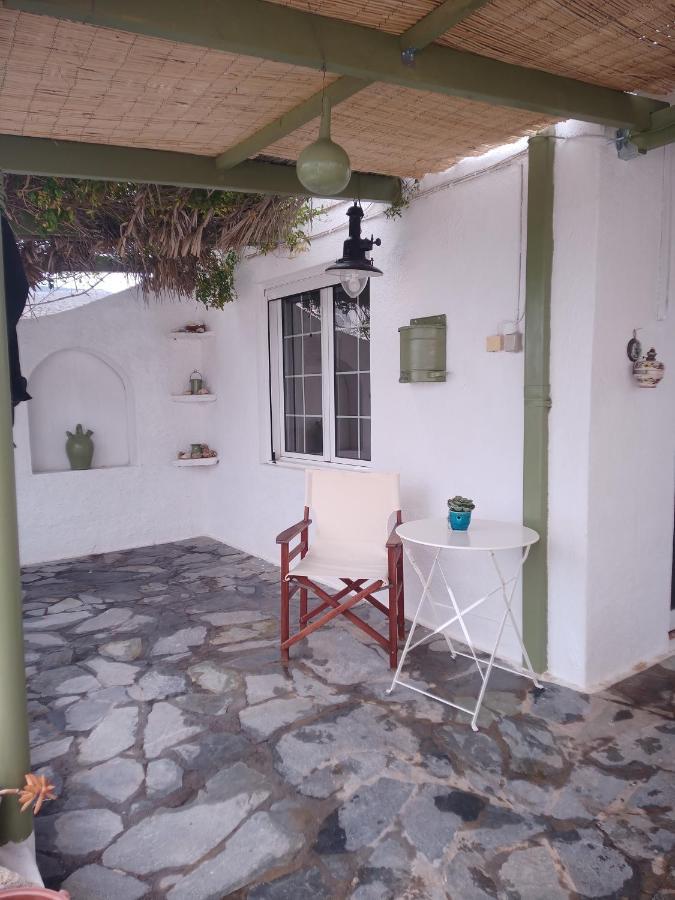 Cosy Studio In Allopronoia Sikinos Alopronia Exterior foto